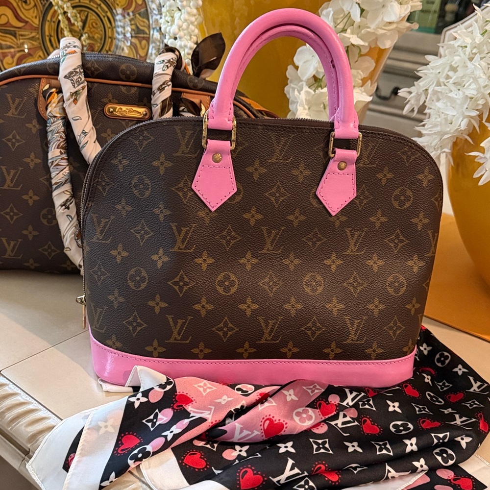 Louis Vuitton Alma PM - Picture 10 of 12